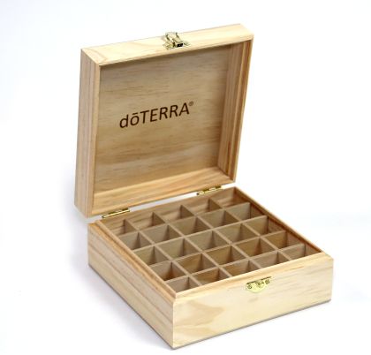 Дървена кутия  ЕМ | Wooden Box   | doTERRA